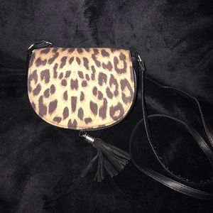 Claire’s crossbody leopard purse